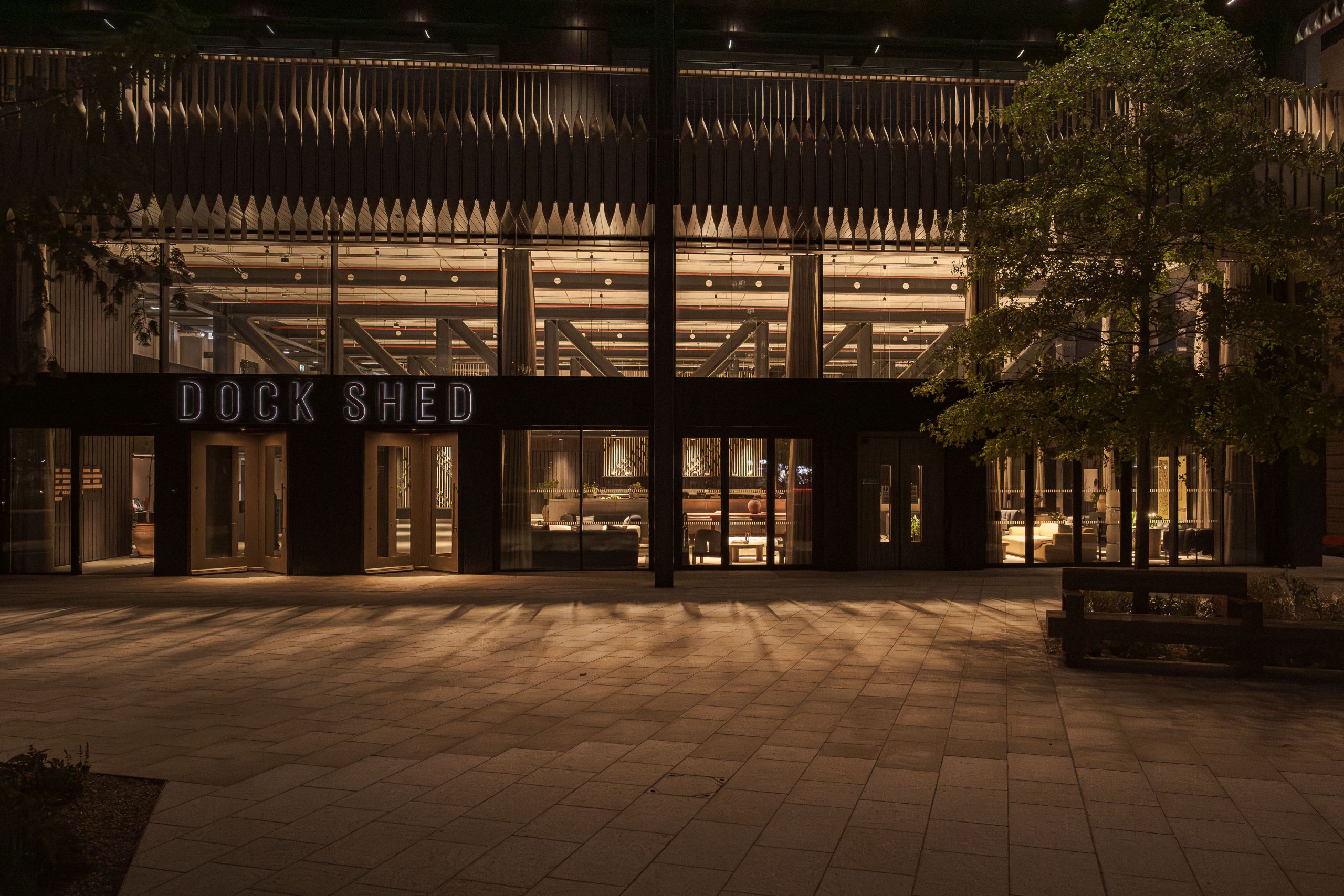 Dock Shed Building. lighting designed by 18 degrees, Canary Wharf, London © Nacho Rivera-34