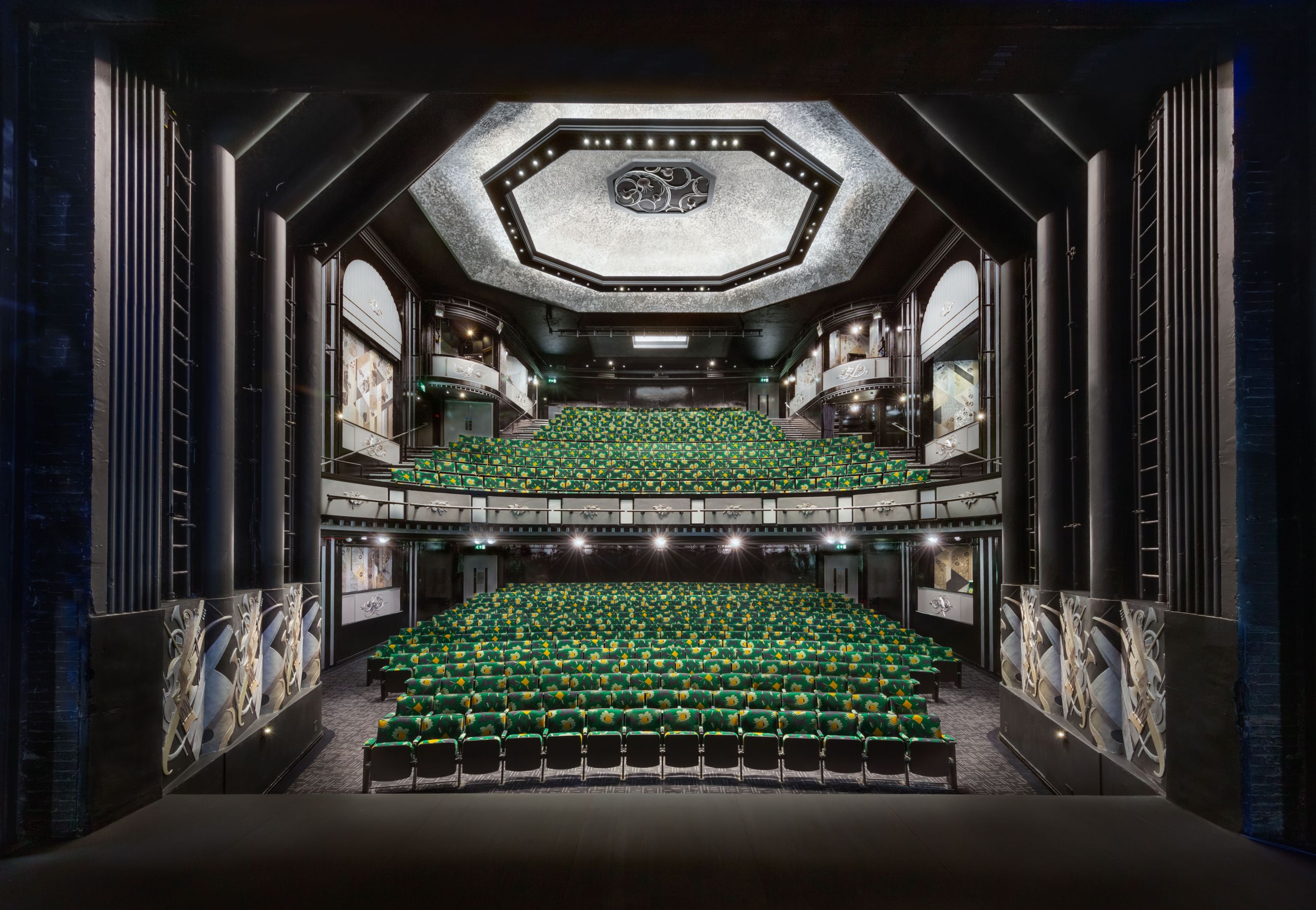 Whitehall Theatre-web-1